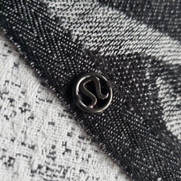 Soft + Cozy Lululemon Black Grey Long Scarf w Fringe - Picture 2 of 9